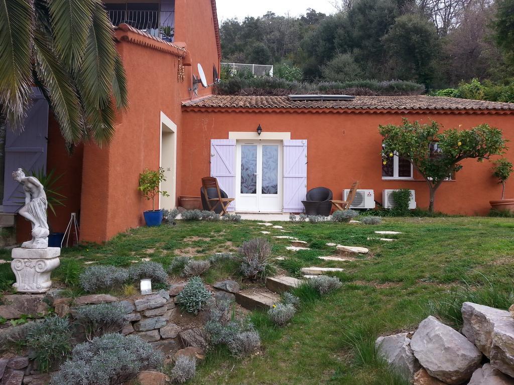 Soleil Rouge Apartment Les Adrets-de-l'Esterel Ngoại thất bức ảnh