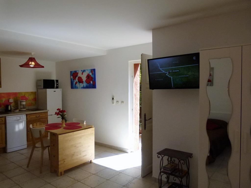 Soleil Rouge Apartment Les Adrets-de-l'Esterel Ngoại thất bức ảnh