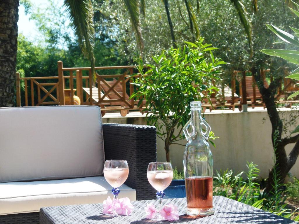 Soleil Rouge Apartment Les Adrets-de-l'Esterel Phòng bức ảnh