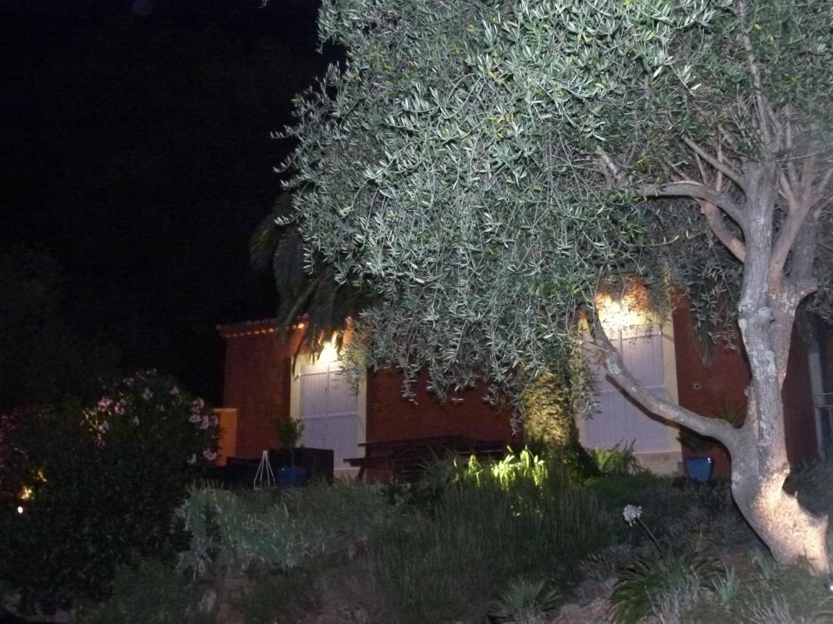Soleil Rouge Apartment Les Adrets-de-l'Esterel Phòng bức ảnh